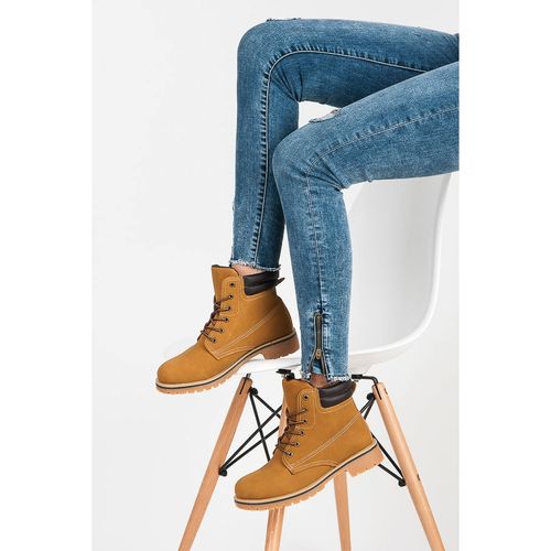 Sznurowane Trapery r.36 na Arena.pl