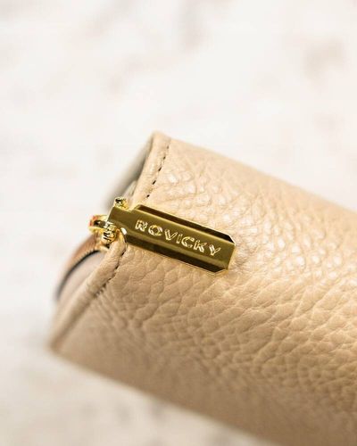 pionowy portfel damski ze skóry ekologicznej - rovicky na Arena.pl