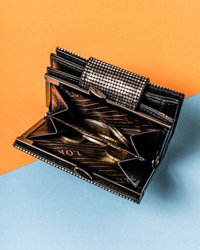 stylowy, skórzany portfel damski na zatrzask i bigiel - lorenti na Arena.pl