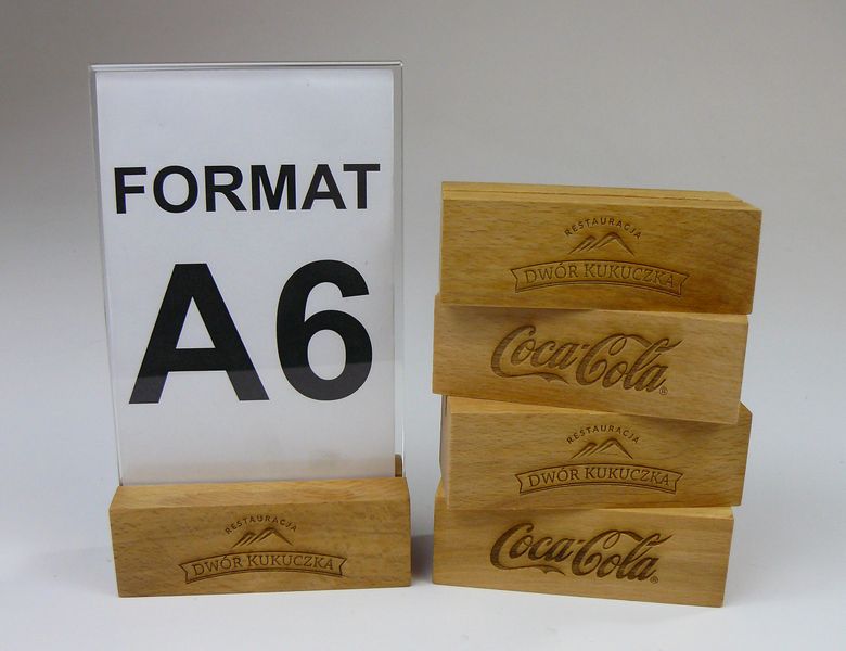 stojak na menu ulotkę plexi + drewniana podstawka z grawerem A6 10 szt zdjęcie 9