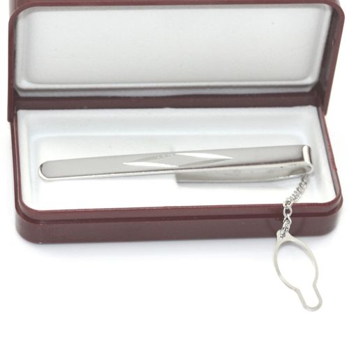 Srebrna spinka do krawatów na Arena.pl