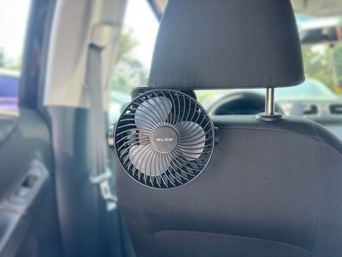 WENTYLATOR BIURKOWY WIATRAK PRZENOŚNY USB KLIPS AKUMULATOR 2400mAh 4 na Arena.pl