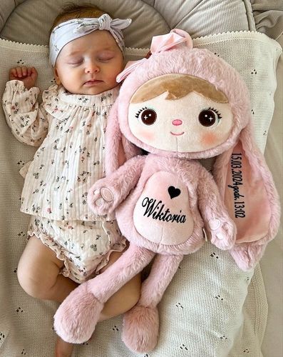 Metoo lalka personalizowana Puchata Królisia różowa imię, data, metryczka na Arena.pl