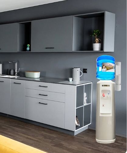 WODA ŹRÓDLANA OSTANIEC Z JURY W BUTLACH 18.6L BEZ UMOWY DOM BIURO na Arena.pl