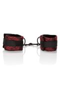 scandal universal cuff set black