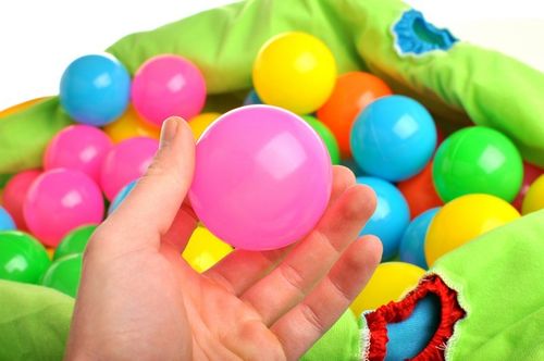 Dinozaur Z Kulkami na Arena.pl