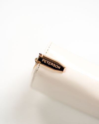 mały portfel damski ze skóry ekologicznej na zatrzask i suwak - peterson na Arena.pl