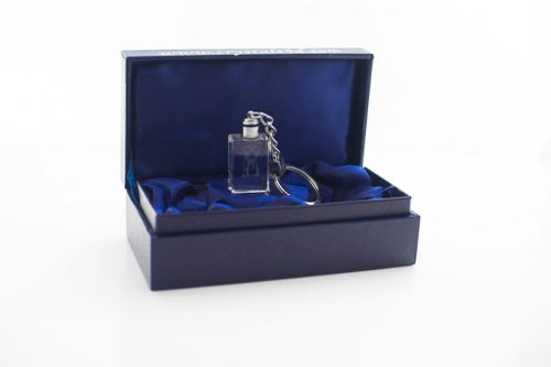 Dalmatyńczyk - kryształowy brelok z wizerunkiem psa na Arena.pl