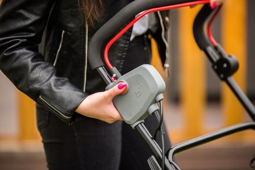 AERATOR ELEKTRYCZNY AERATOR WERTYKULATOR TRAWY 4W1 REGULACJA 50L KOSZ 2600W na Arena.pl