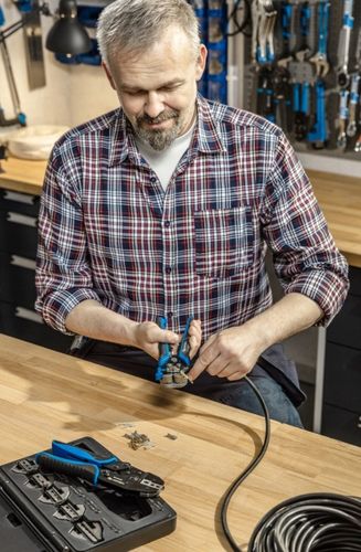 AUTOMATYCZNY ŚCIĄGACZ IZOLACJI 210mm 0.05-10 mm² Hoegert Technik na Arena.pl