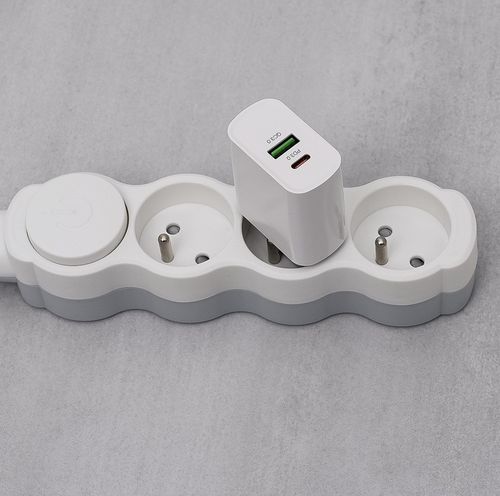 SZYBKA Ładowarka sieciowa do telefonu Typ C USB-C / USB na Arena.pl