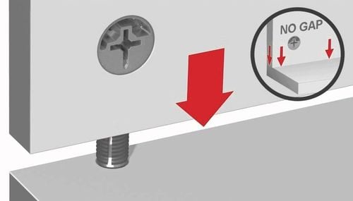 SZAFKA ŁAZIENKOWA REGAŁ SŁUPEK 30cm 3 DRZWI BIAŁA na Arena.pl