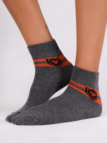 Skarpety chłopięce długie bawełniane kolorowe dwa paski 3PAK 35-38 YOCLUB na Arena.pl