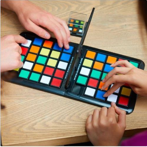 Gra Strategiczna Rubiks Race na Arena.pl