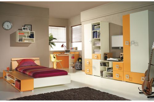 System młodzieżowy Labirynt (C) na Arena.pl