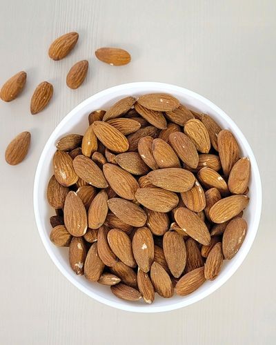 MIGDAŁY CAŁE DUŻE 1kg najlepsze wielkie chrupiące naturalne świeże jakość na Arena.pl