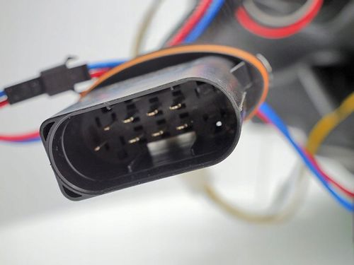 LAMPY REFLEKTORY DO MERCEDES C W205 14-18R DO JAZDY DZIENNEJ DYN. KIER. na Arena.pl