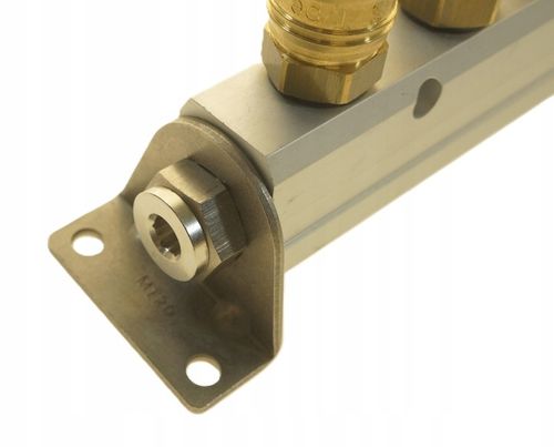 ROZDZIELACZ POWIETRZA Z UCHWYTEM 3 x SZYBKOZŁĄCZKA 3/8 TYP 26, WTYK RQS na Arena.pl