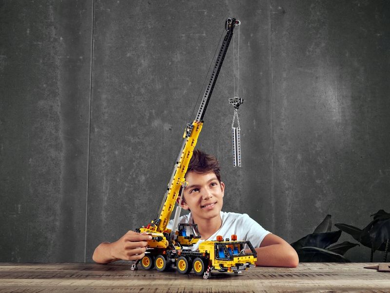 42108 - LEGO Technic - Żuraw samochodowy zdjęcie 10