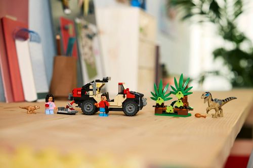 LEGO Ucieczka terenówką przed raptorem 76972 na Arena.pl