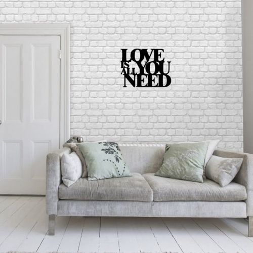 Napis Love Is All You Need na Arena.pl