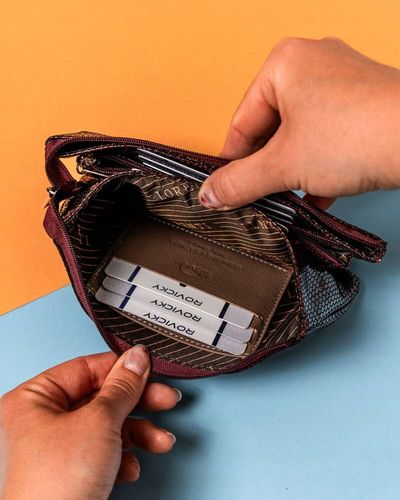 duży portfel damski na zamek z cyrkoniami - lorenti na Arena.pl