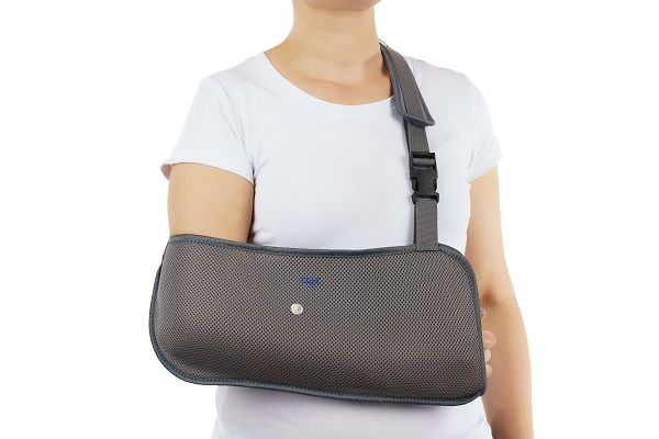 TEMBLAK RĘKI ORTEZA GIPS OCHRANIACZ zdjęcie 6