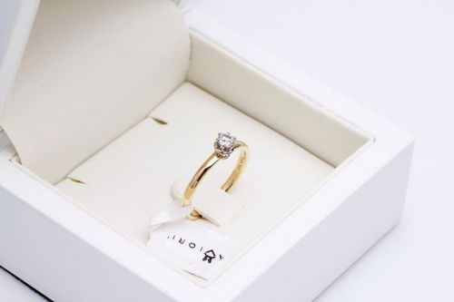 Złoty pierścionek PXD1913 - Diament na Arena.pl