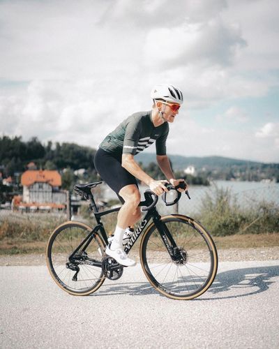 NDURANZ NRGY UNIT DRINK 1500G CYTRYNOWY NAPÓJ WĘGLOWODANOWY IZOTONICZNY na Arena.pl