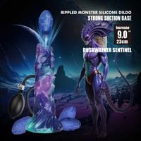 "DuskWalker Sentinel – 23 cm Karbowany Silikonowy Przyjaciel"