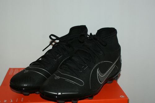 BUTY PIŁKARSKIE NIKE JR SUPERFLY 8 CLUB MERCURIAL FG/MG 38 DJ2894 007 na Arena.pl