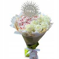 Bukiet ze słodyczy Raffaello i mydlane róże. Prezent, Pamiątka KOMUNIA