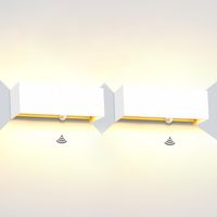 Zestaw 2 lamp ściennych z czujnikiem ruchu Kingwen 30W do domu