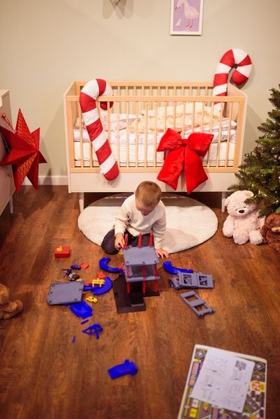 LT136 PARKING 4 PIĘTROWY TOR SAMOCHODOWY GARAŻ 5 pojazdów zdjęcie 3