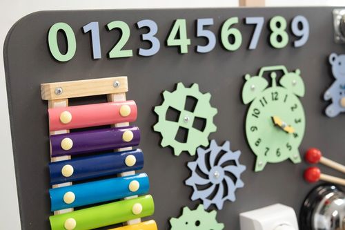 Tablica manipulacyjna sensoryczna Montessori na Arena.pl