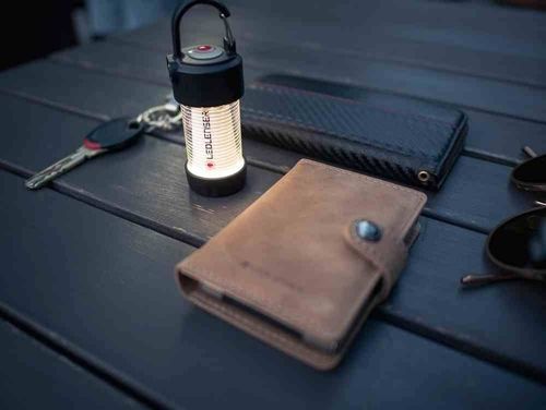 Latarka Ledlenser ML4 camping Warm na Arena.pl