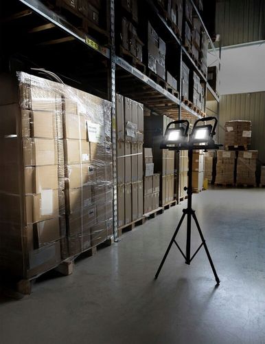 Reflektor ANSMANN FL50W na Arena.pl