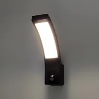 Lampa ścienna zewnętrzna z czujnikiem 10W IP54