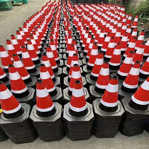 PACHOŁEK DROGOWY OSTRZEGAWCZY MIĘKKI ODBLASK SŁUPEK SKŁADANY ODBLASKOWY 57 na Arena.pl