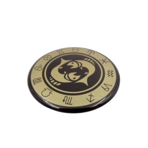 Ryby - znak zodiaku - magnes. Śr. 6cm; metal emaliowany na Arena.pl