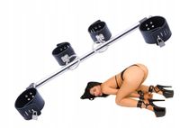 KAJDANKI NA RĘCE I NOGI Z METALOWĄ ROZPÓRKĄ