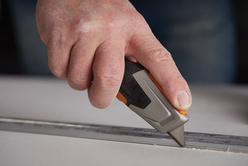 Nóż do tapet FISKARS Carbonmax Hardware na Arena.pl