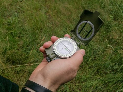 Kompas Militarny Km5717 na Arena.pl