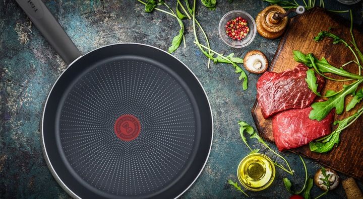 Patelnie TEFAL HARD TITANIUM 20 26cm 2 el gazowe zdjęcie 1