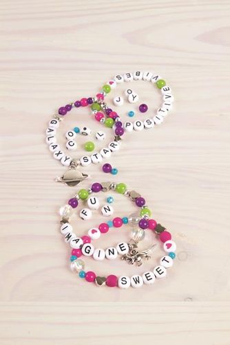 1205 Make it real-Zestaw do tworzenia bransoletek - Literki alfabetu na Arena.pl