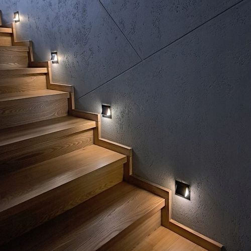 Oświetlenie schodowe oprawa lampka schodowa LED 230V 2W Czarna Q6 Skinder na Arena.pl