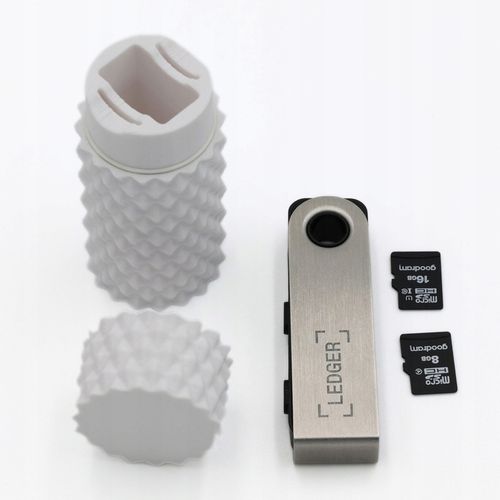 Etui na portfel kryptowalut Ledger Nano S Plus na Arena.pl