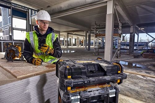 Radio budowlane Bluetooth TSTAK DEWALT DWST1-81078 z funkcją ładowarki na Arena.pl