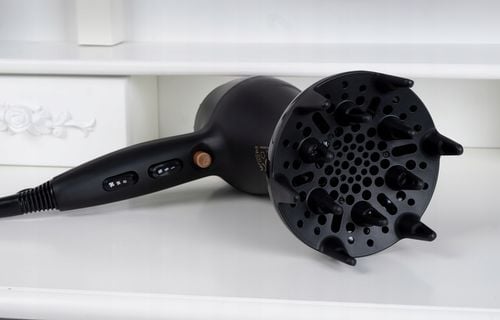 SUSZARKA DO WŁOSÓW MOCNA 2000W JONIZACJA DYFUZOR KONCENTRATOR ZIMNY na Arena.pl