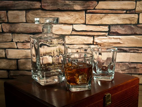 KARAFKA z 3 szklankami w etui ROCZNICA ŚLUBU prezent 20 25 30 35 40 50 60 na Arena.pl